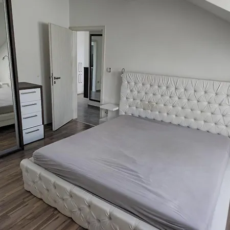 Apartment 3 Kk, Moto Gp 5min, Garaz *