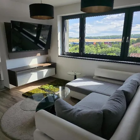 3 Kk, Moto Gp 5min, Garaz Apartment Veselka (South Moravian)